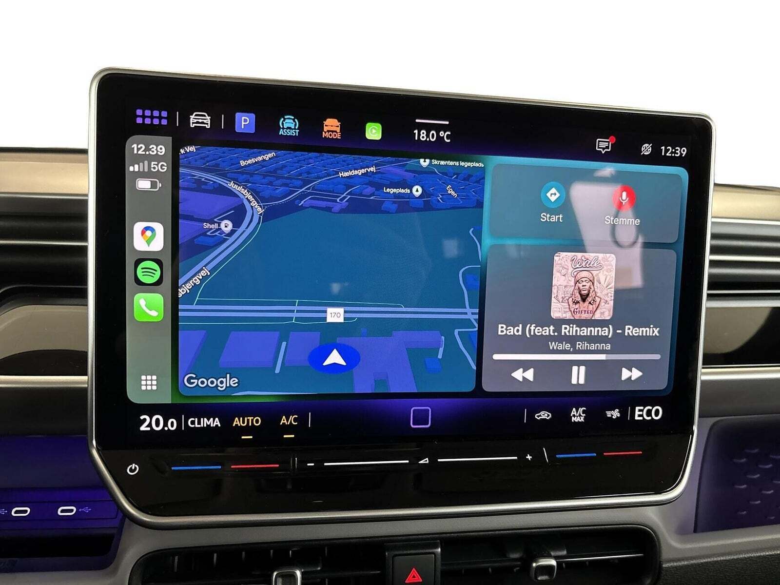 Hvid VW ID.Buzz fra 2025