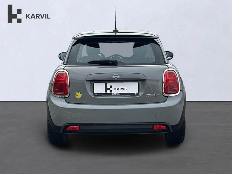 Mini Cooper SE Essential