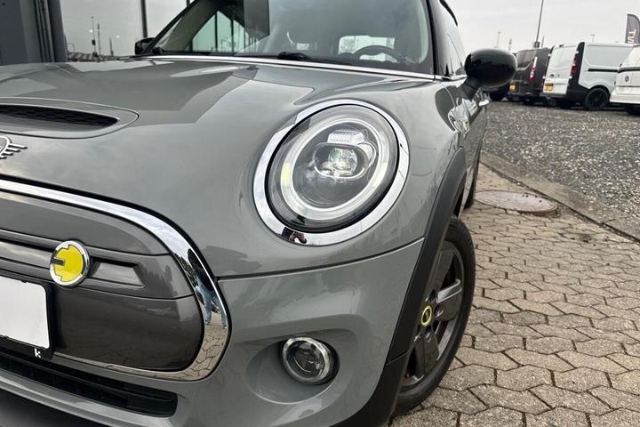 Grå Mini Cooper SE fra 2020