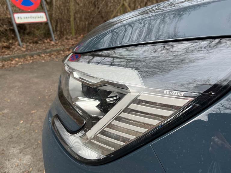 Renault Captur 1,6 E-Tech Zen