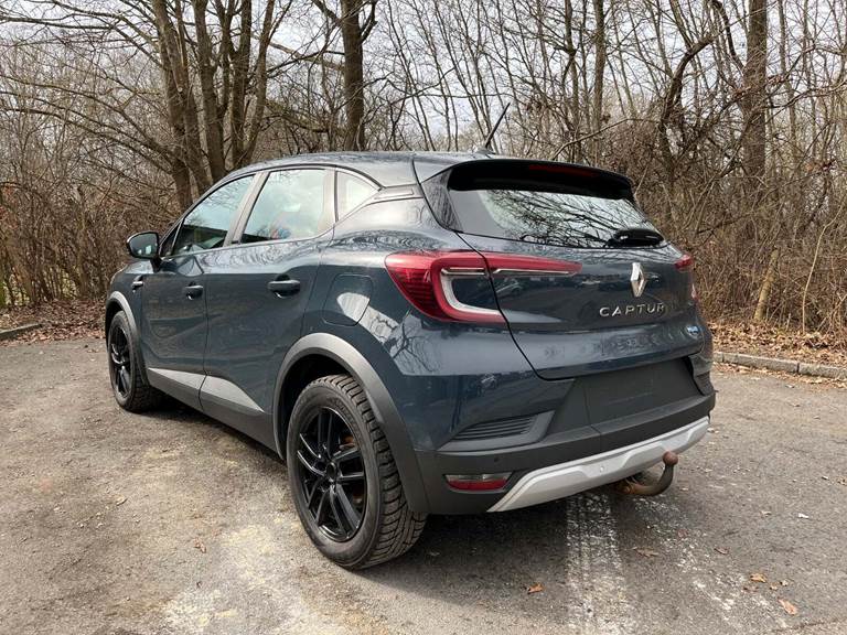Renault Captur 1,6 E-Tech Zen
