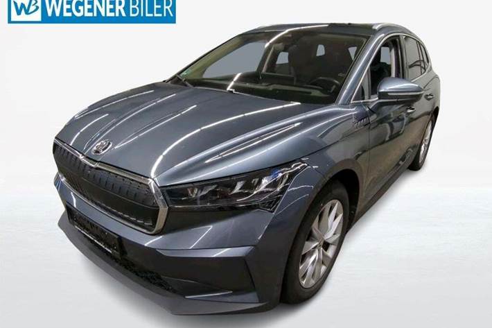 Grå Skoda Enyaq fra 2022 set udefra