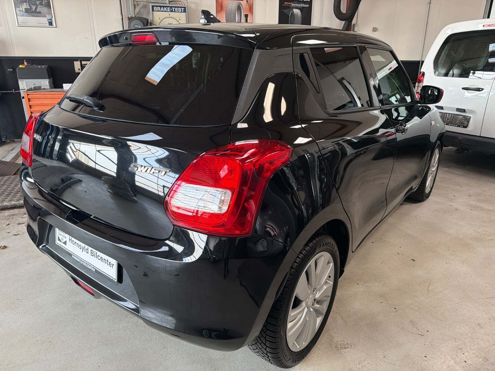 Suzuki Swift 1,0 Boosterjet Action Edition