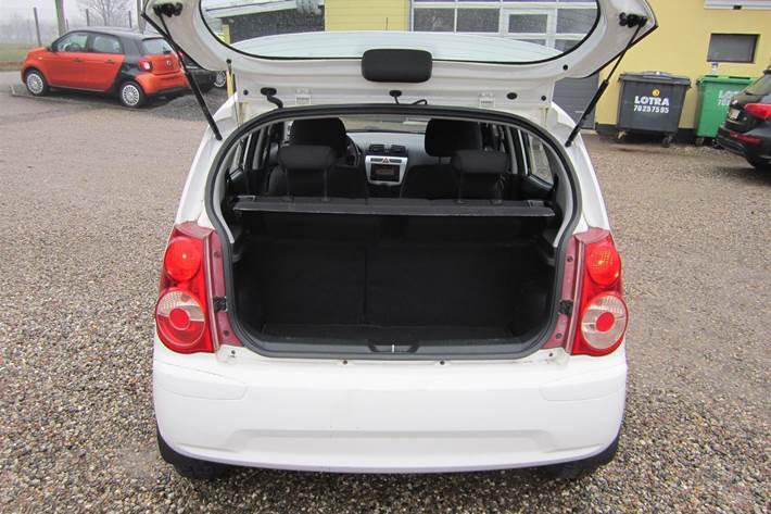 Hvid Kia Picanto fra 2009