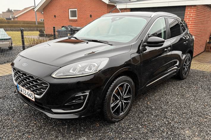 Sort Ford Kuga fra 2021