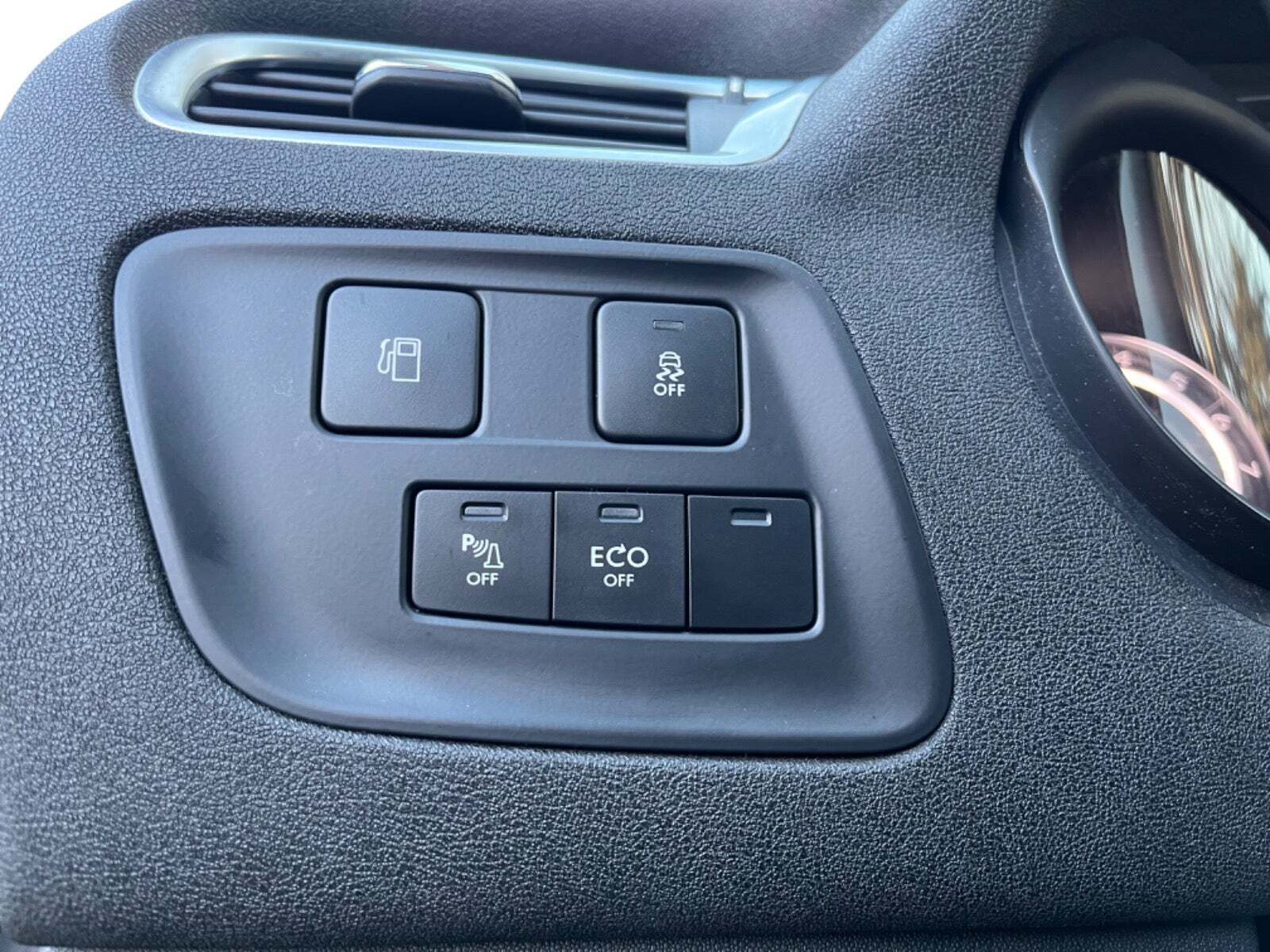 Grå Citroën C4 fra 2017