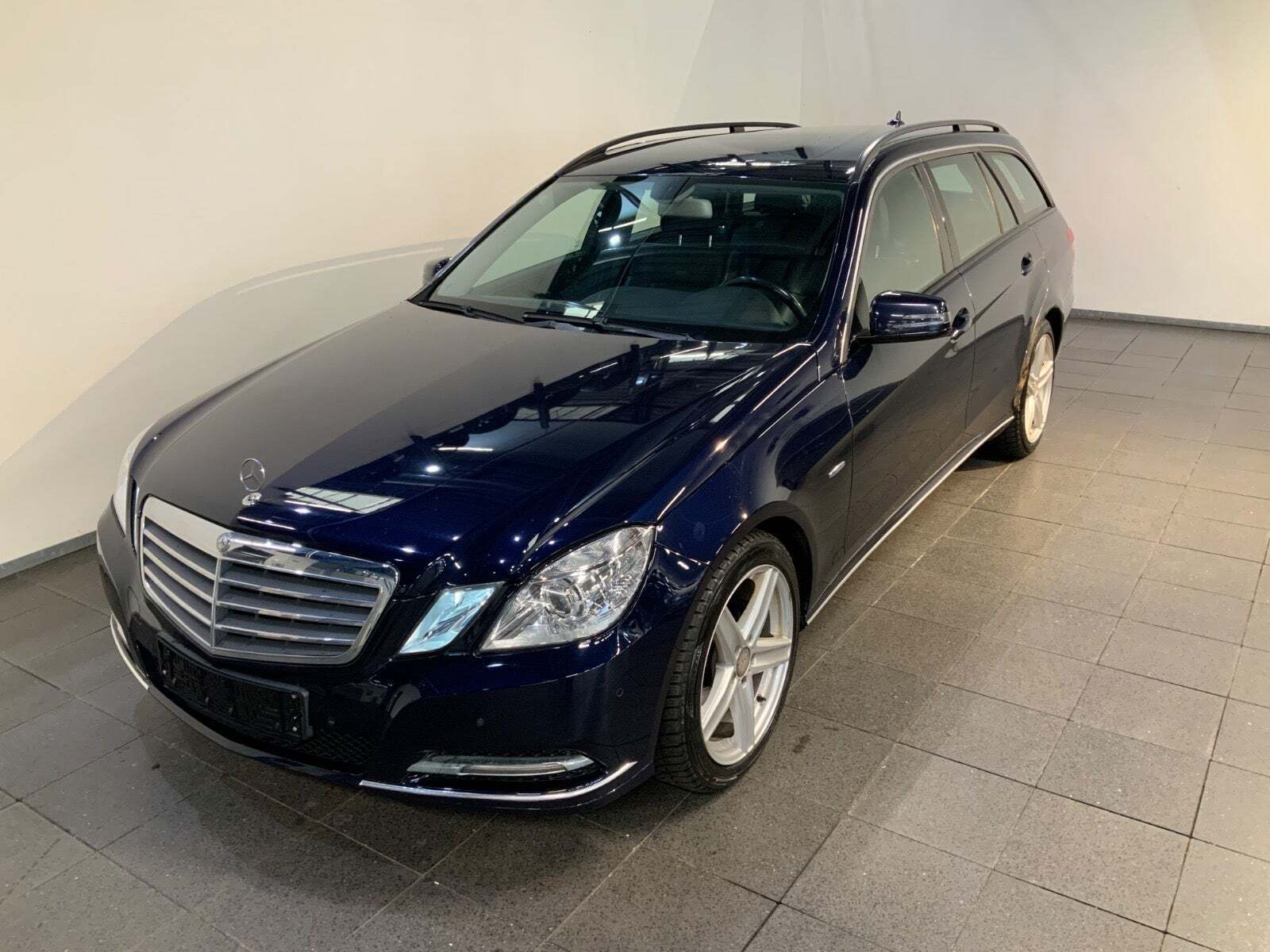 Mercedes E200 2,2 CDi Elegance stc. aut. BE