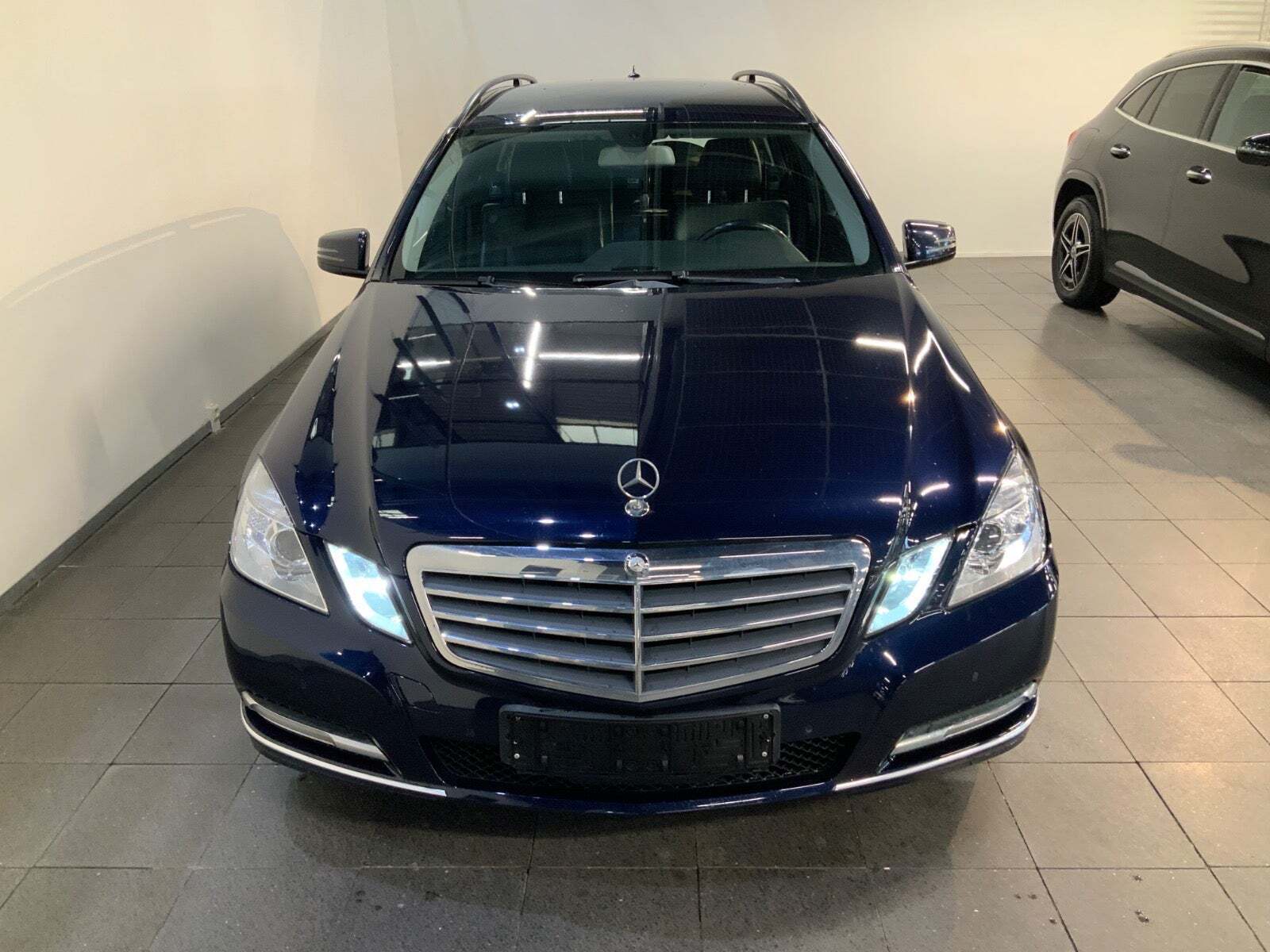 Mercedes E200 2,2 CDi Elegance stc. aut. BE