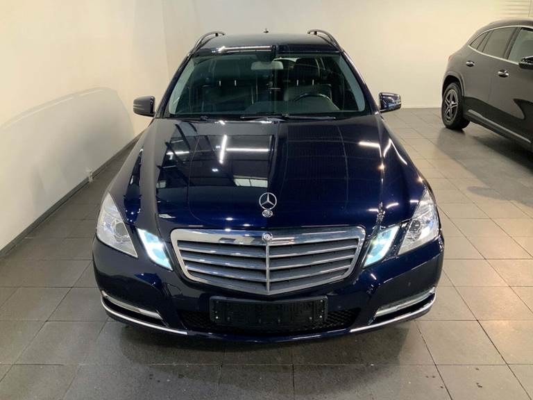Mercedes E200 2,2 CDi Elegance stc. aut. BE
