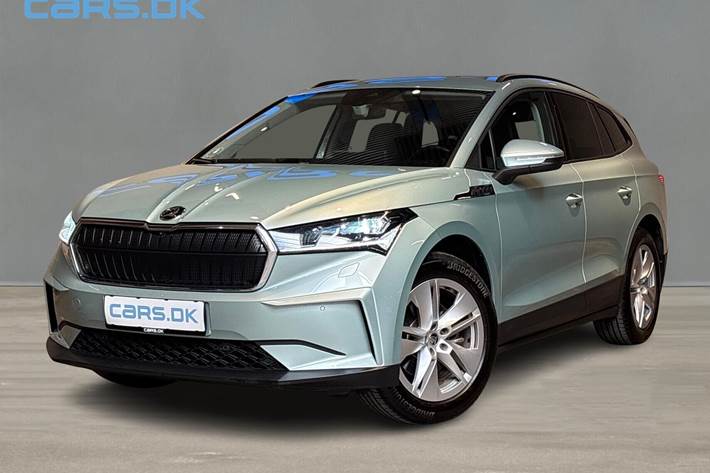 Sølv Skoda Enyaq fra 2022 set udefra