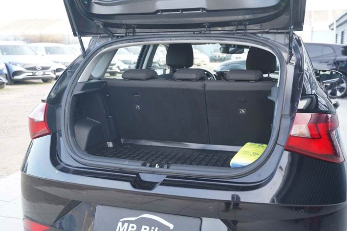 Sort Hyundai i20 fra 2021