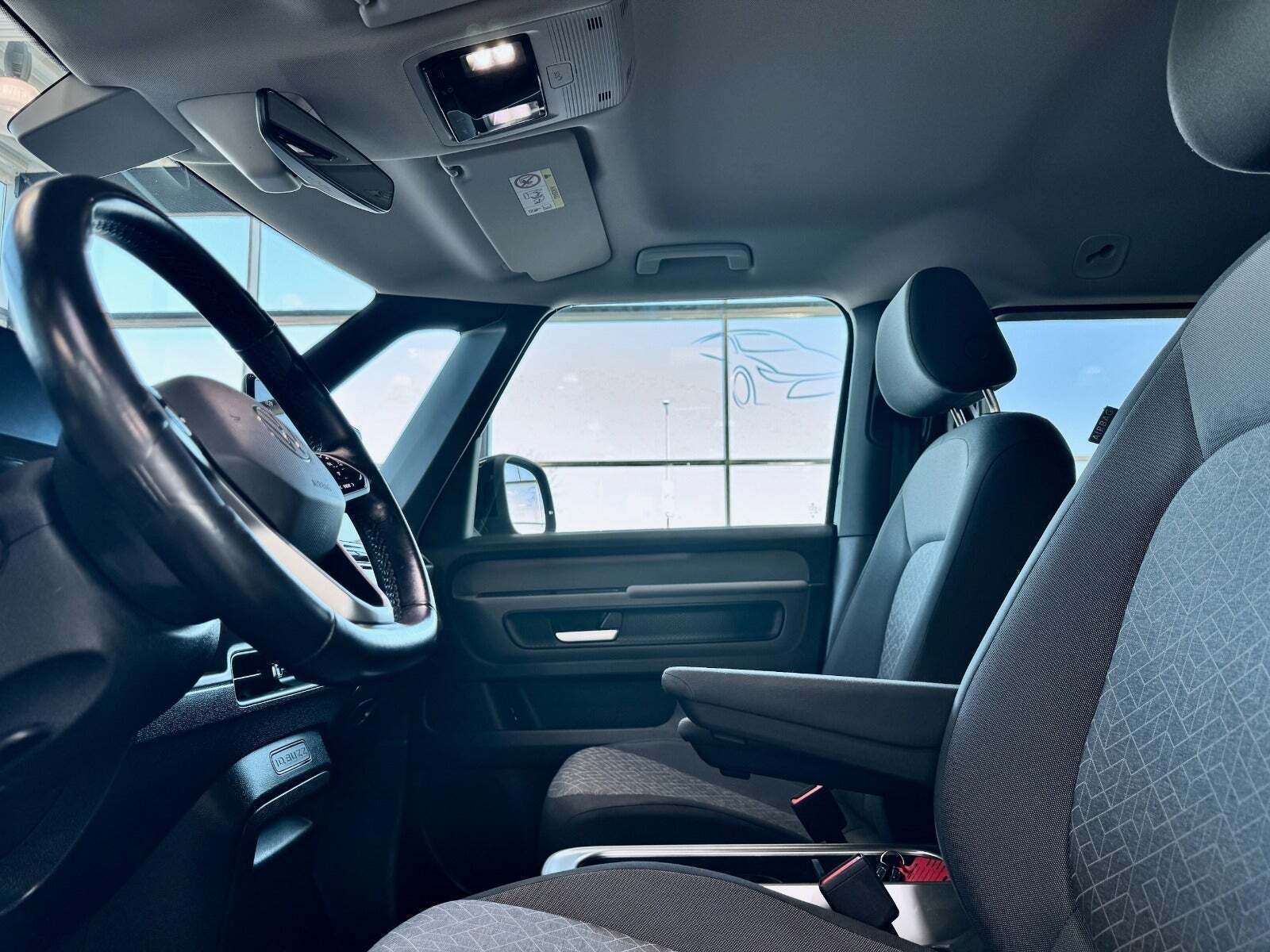 VW ID.Buzz 77 Pro SWB