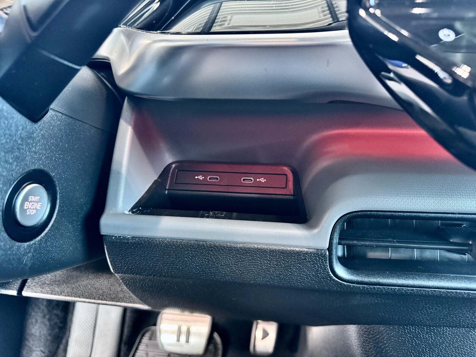 VW ID.Buzz 77 Pro SWB