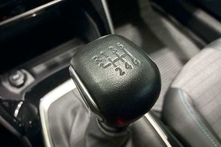 Hvid Peugeot 208 fra 2021