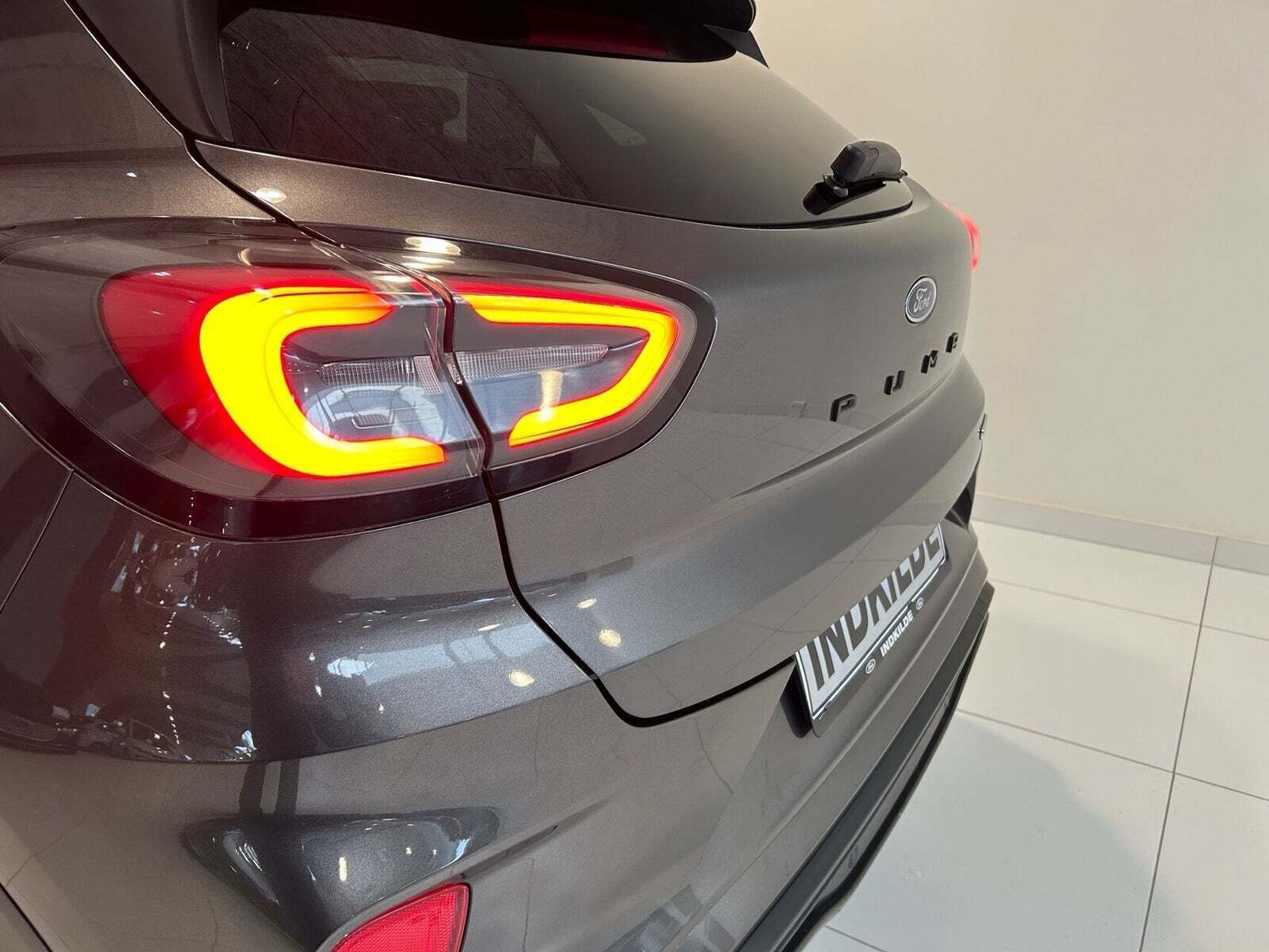 Grå Ford Puma fra 2020