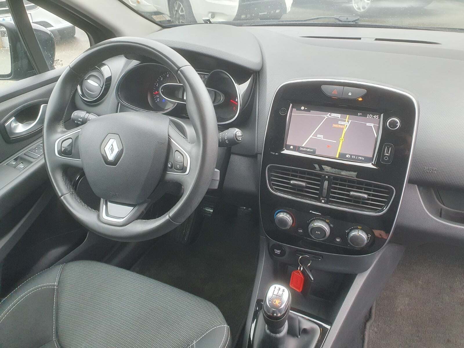 Sort Renault Clio IV fra 2017