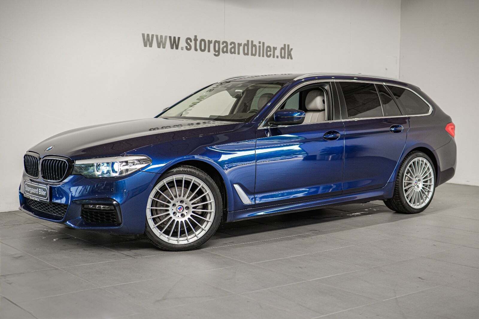 BMW 520i 2,0 Touring Connected aut.