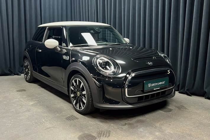 Sort Mini Cooper fra 2022 set udefra