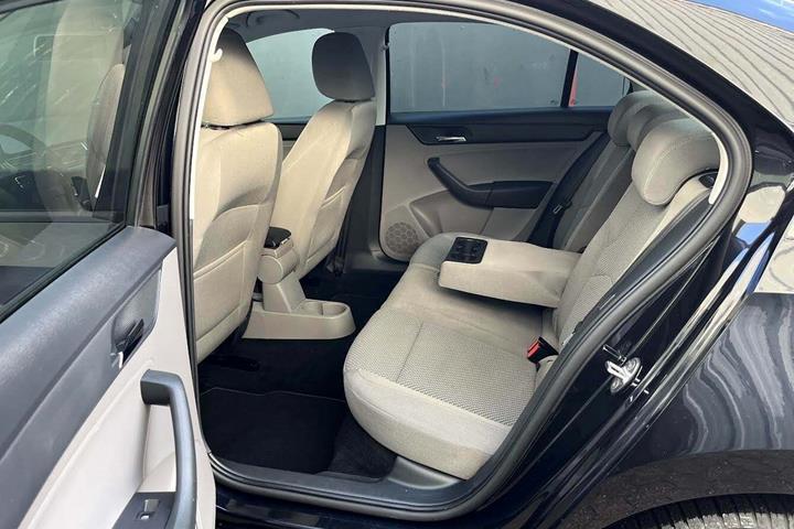 Sort Seat Toledo fra 2015
