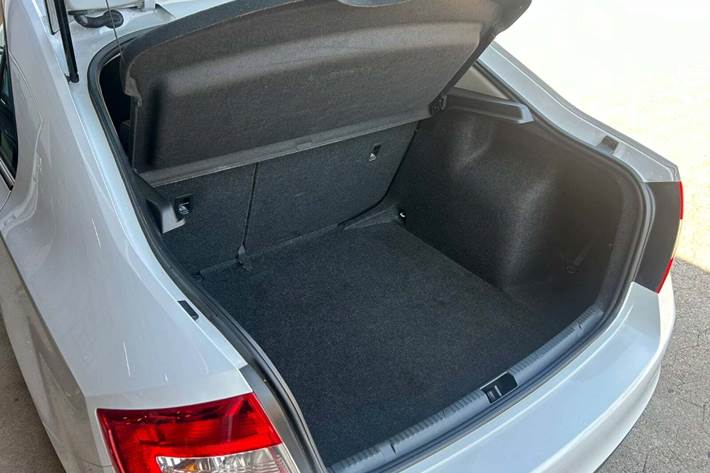 Hvid Skoda Rapid fra 2017