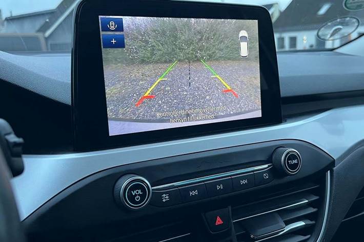 Grå Ford Focus fra 2018