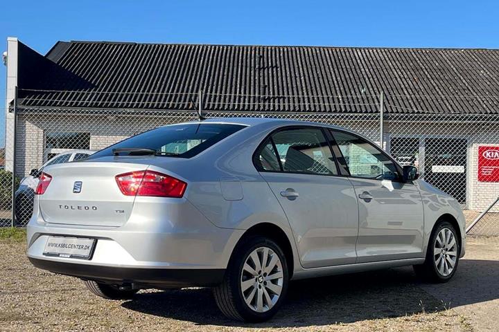 Sølv Seat Toledo fra 2016