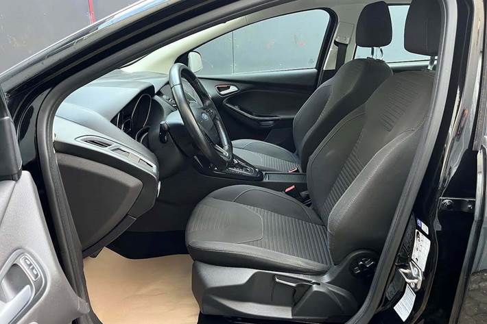 Sort Ford Focus fra 2017