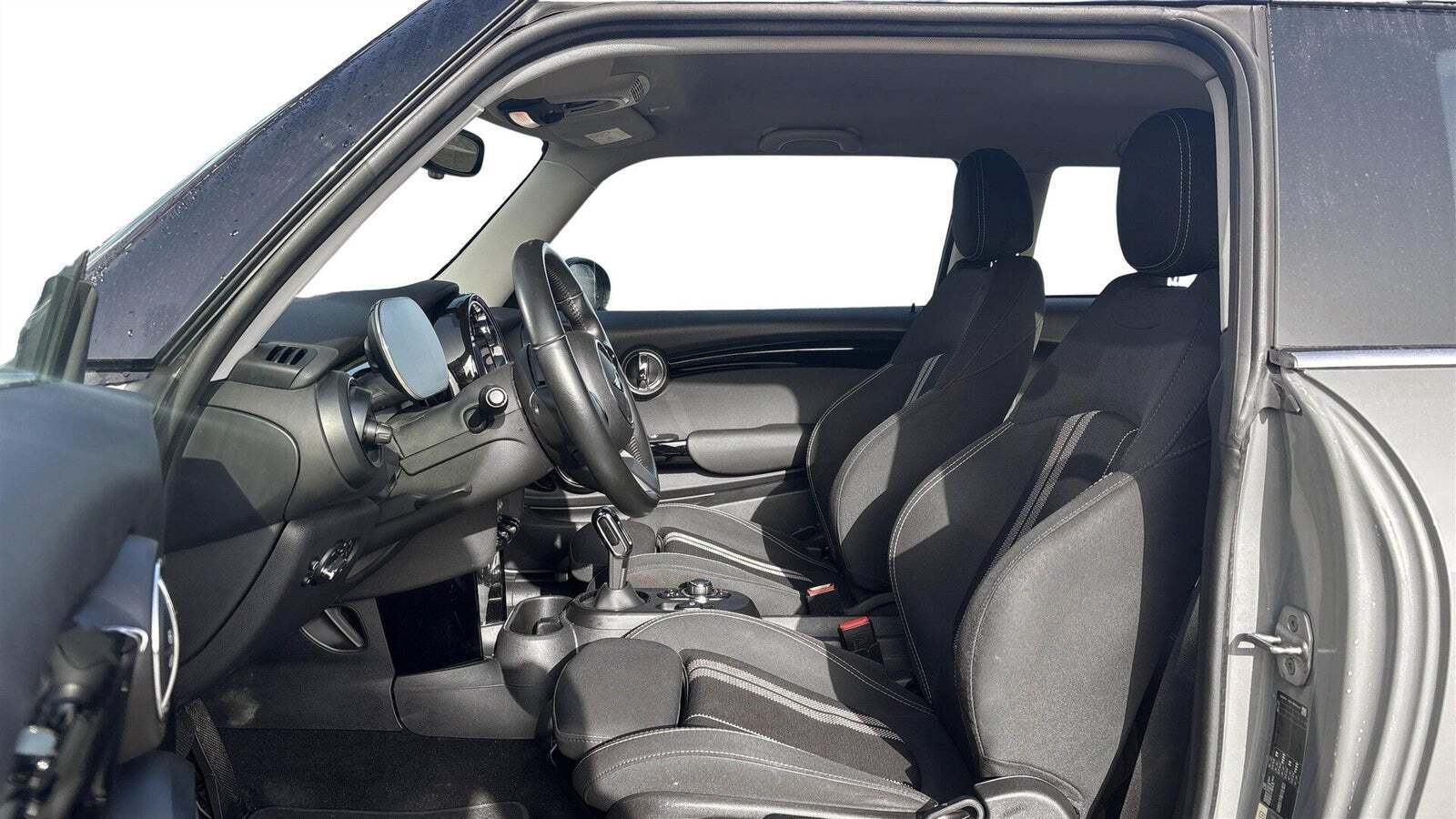 Mini Cooper SE Essential