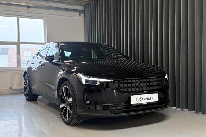 Sort Polestar 2 fra 2022 set udefra
