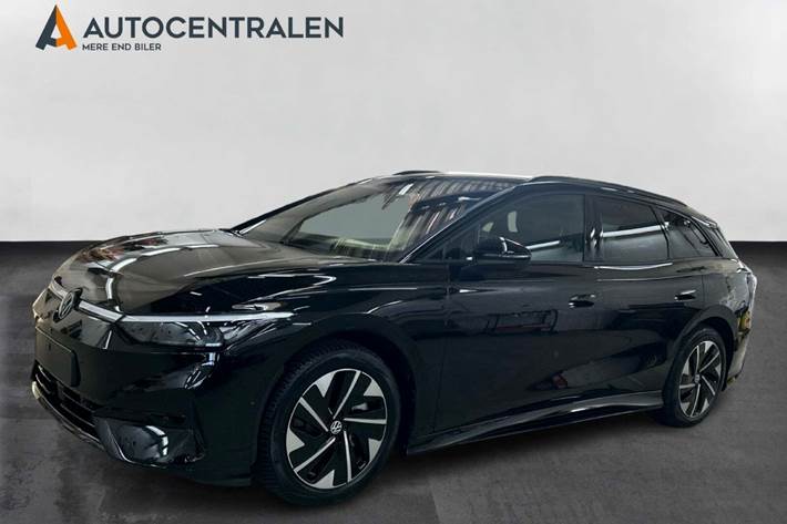 Sort VW ID.7 fra 2025 set udefra