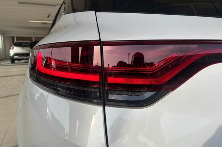Hvid Renault Megane IV fra 2020