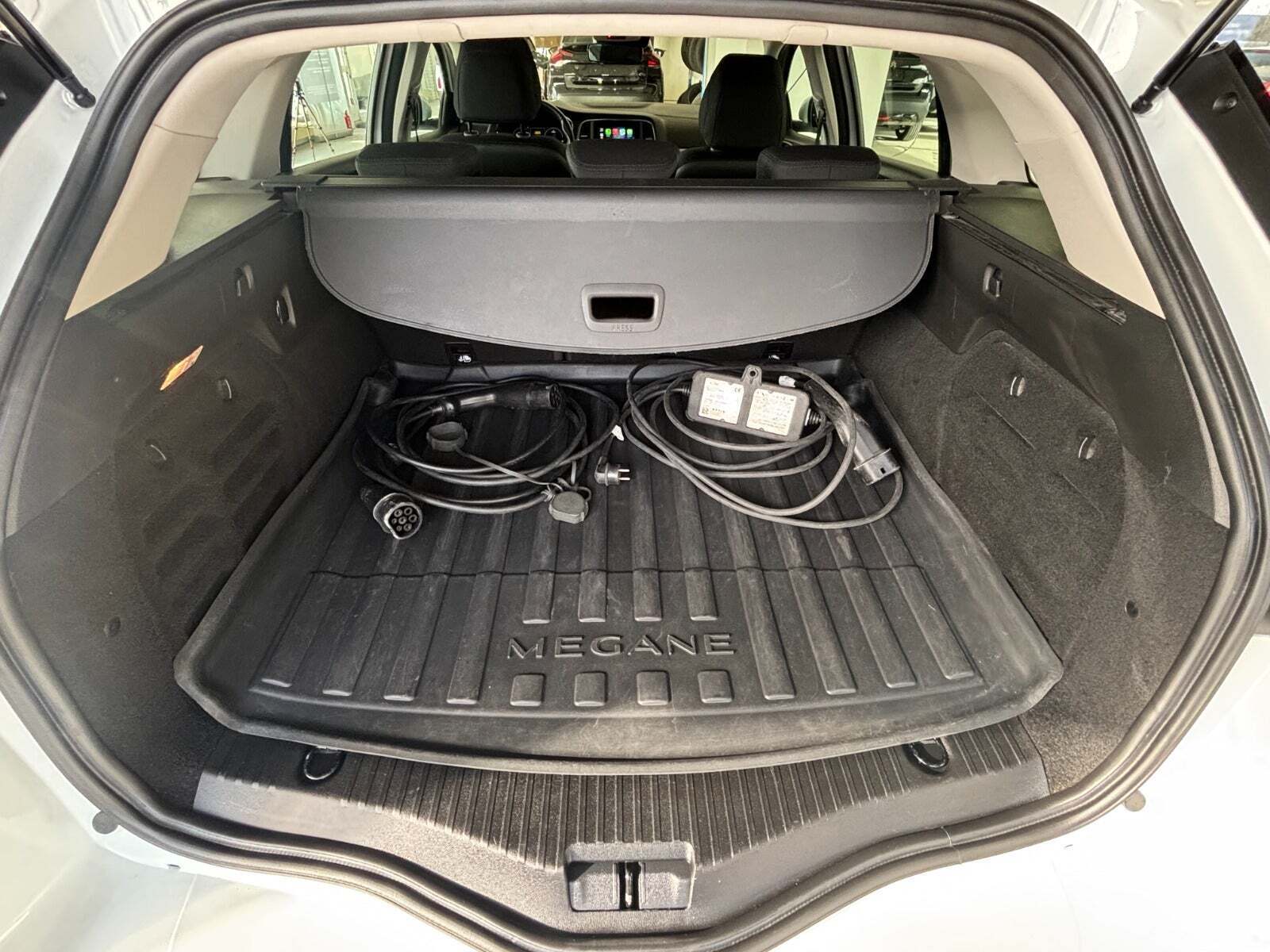 Hvid Renault Megane IV fra 2020