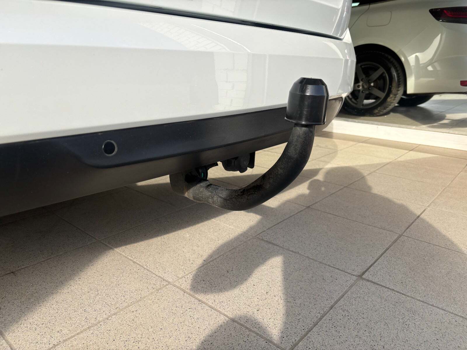 Hvid Renault Megane IV fra 2020