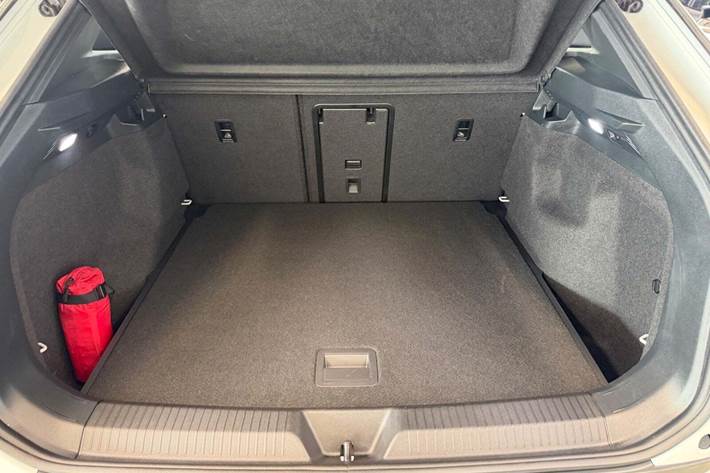 Hvid VW ID.4 fra 2025