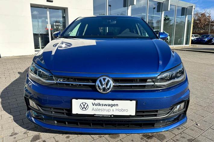 Blå VW Polo fra 2020