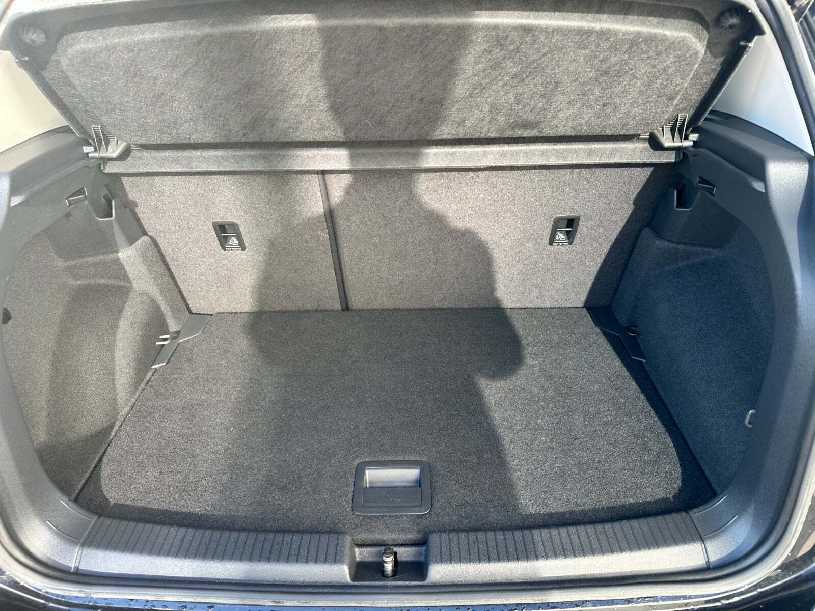 Sort VW T-Cross fra 2020