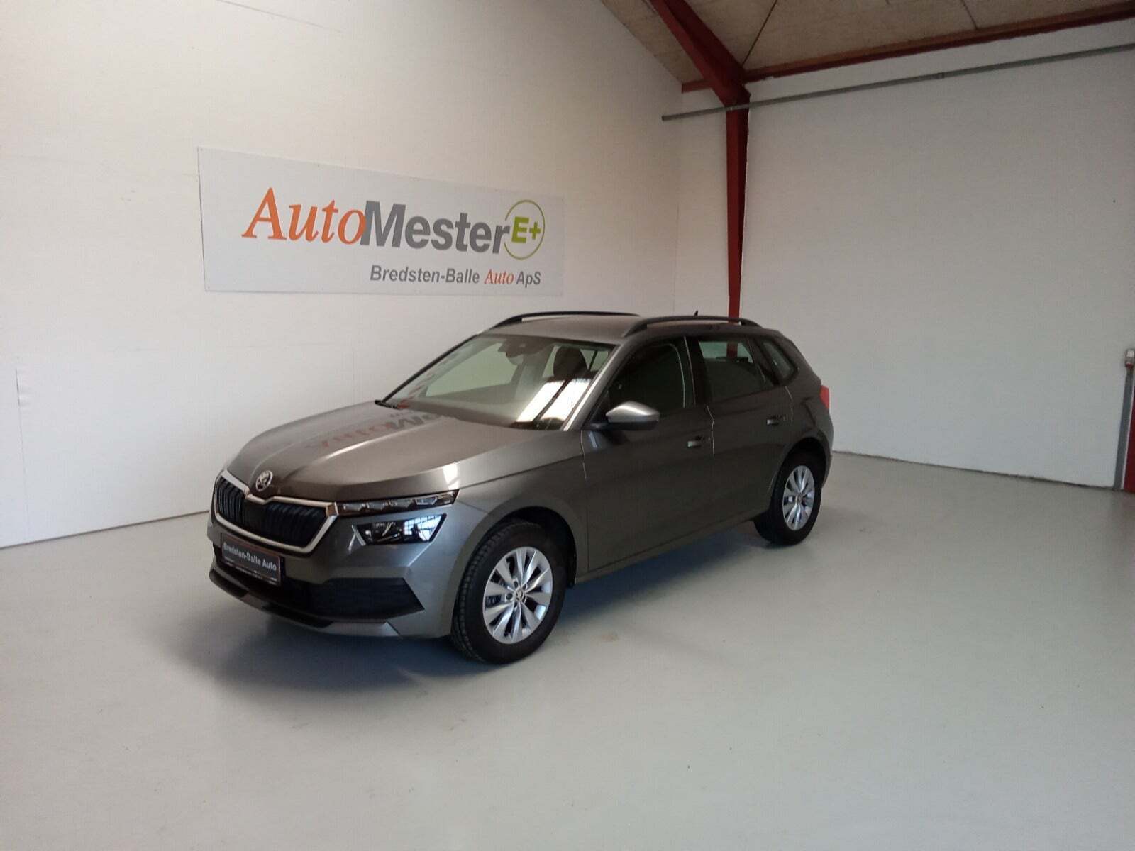 Grå Skoda Kamiq fra 2022