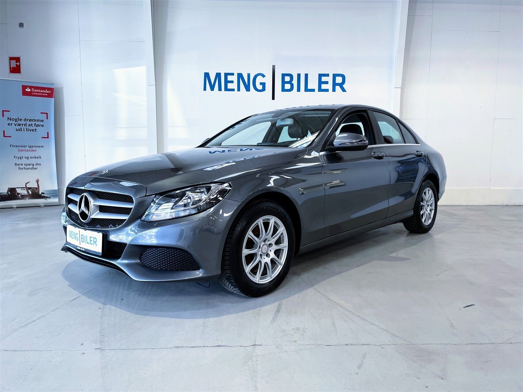 Grå Mercedes C200 d fra 2016