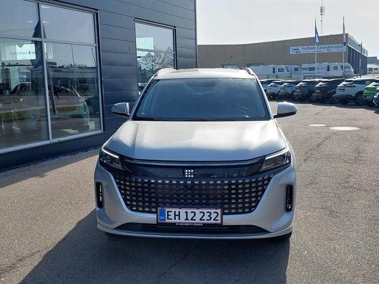 Navor E5 1,5 Plugin-hybrid Rock E-CVT 218HK 5d Aut.