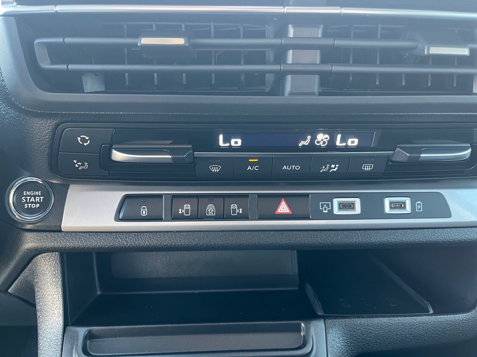 Grå Toyota Proace Verso Electric fra 2024