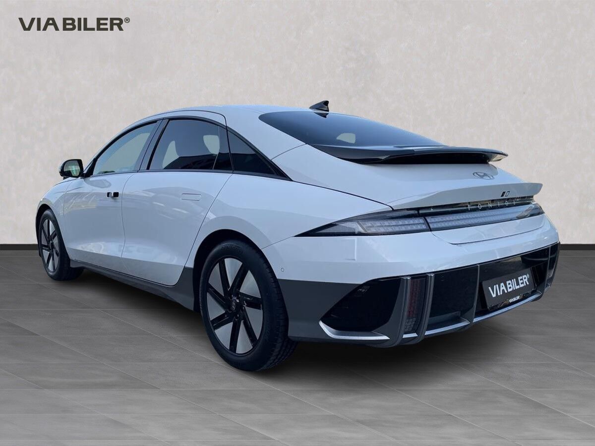 Hyundai Ioniq 6 Electric 77,4 kWh Ultimate 229HK Aut.