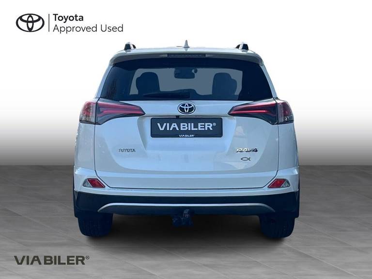 Toyota RAV4 2,0 D-4D T3 Selected 4x2 143HK 5d 6g