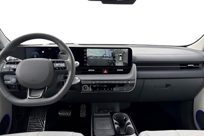 Grøn Hyundai Ioniq 5 fra 2025