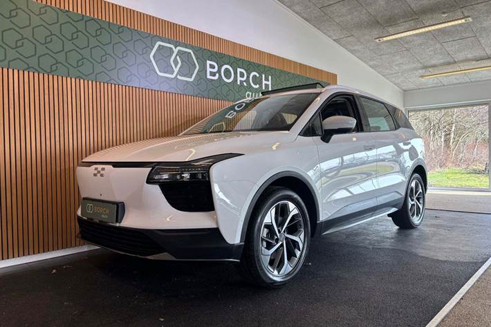 Hvid Aiways U5 fra 2022