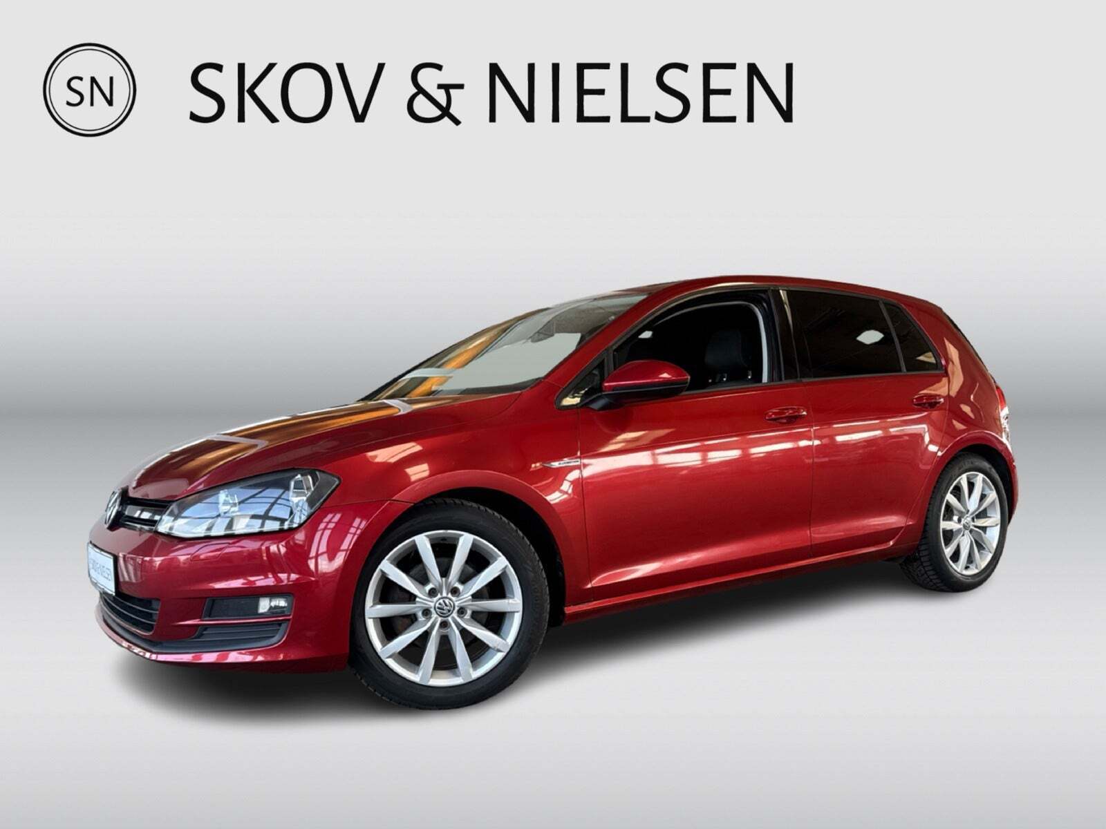 Rød VW Golf VII fra 2014