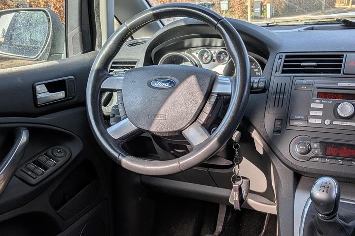 Sort Ford C-MAX fra 2010