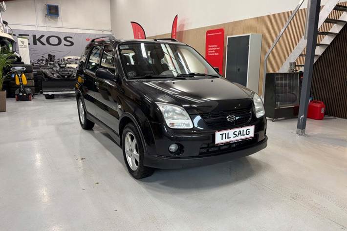 Sort Suzuki Ignis fra 2008