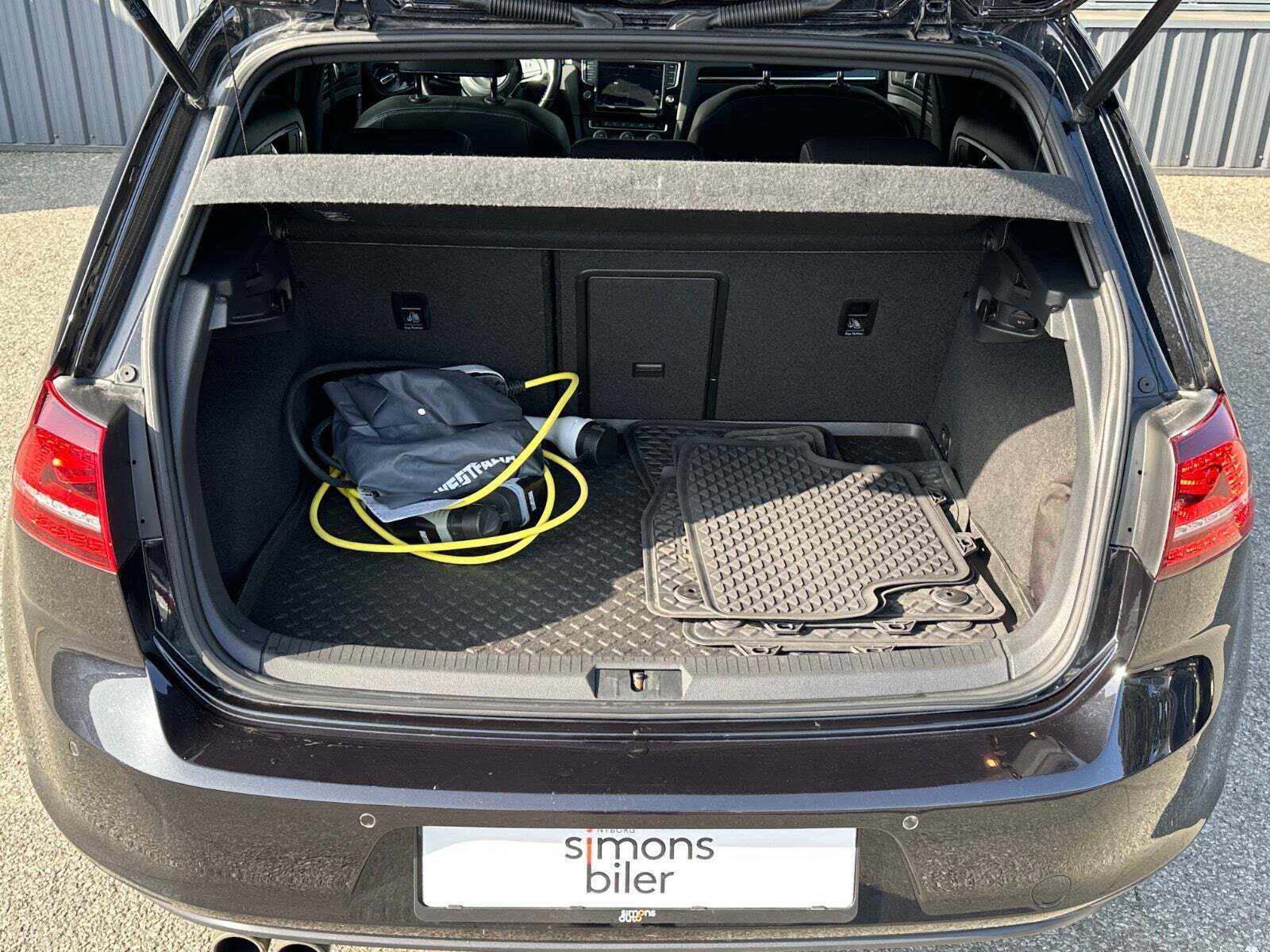 Sort VW Golf VII fra 2017