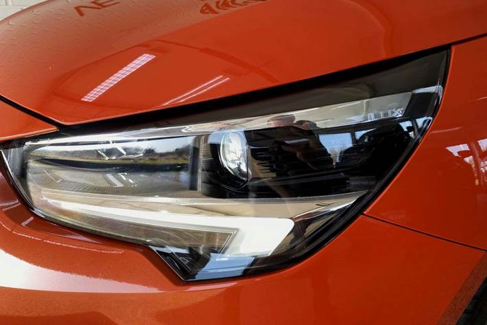 Orange Opel Corsa-e fra 2020