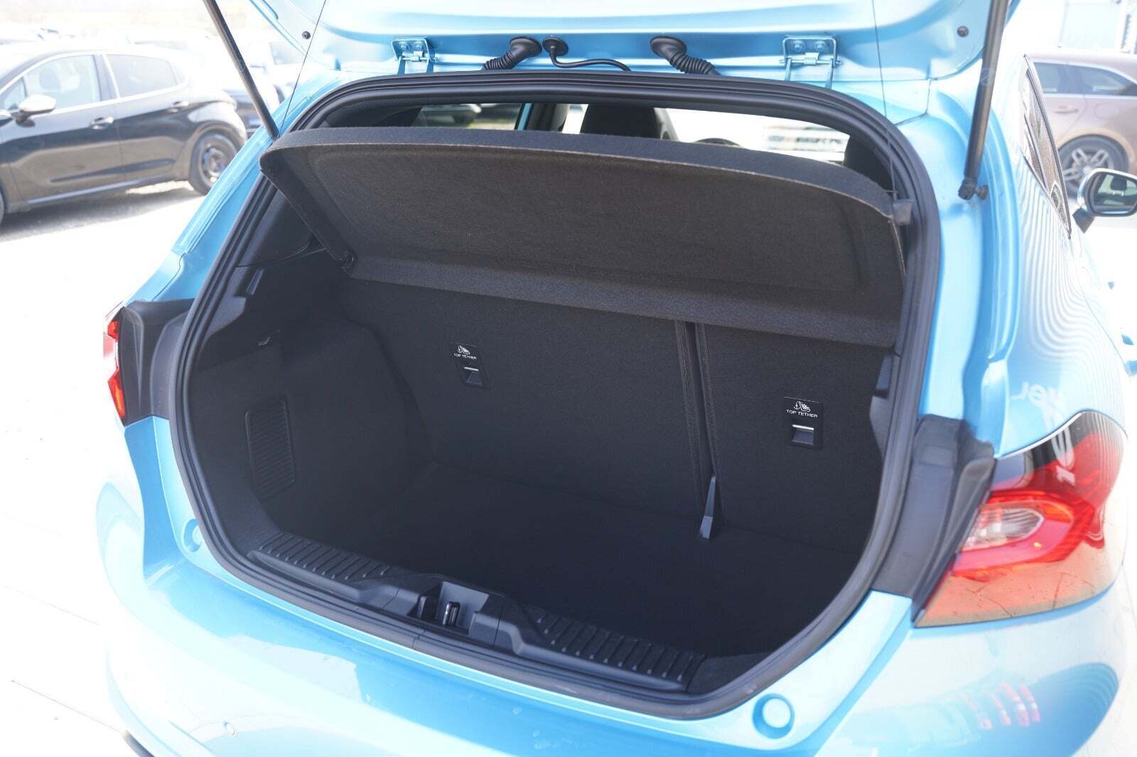 Blå Ford Fiesta fra 2022